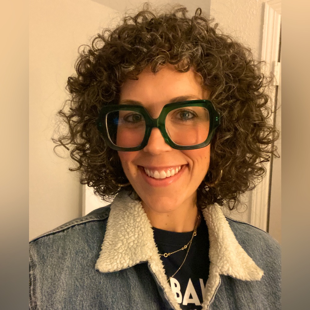 Meet your Posher, Megan
